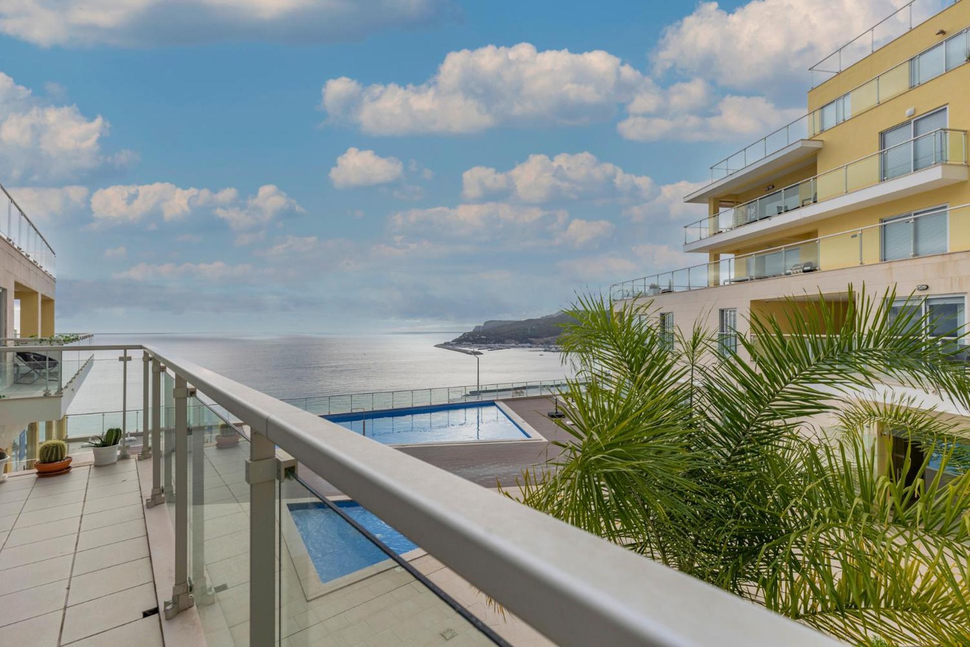 Cliffs Apartment - Astonishing View Over Sesimbra Bay By Trip2Portugal Exterior photo